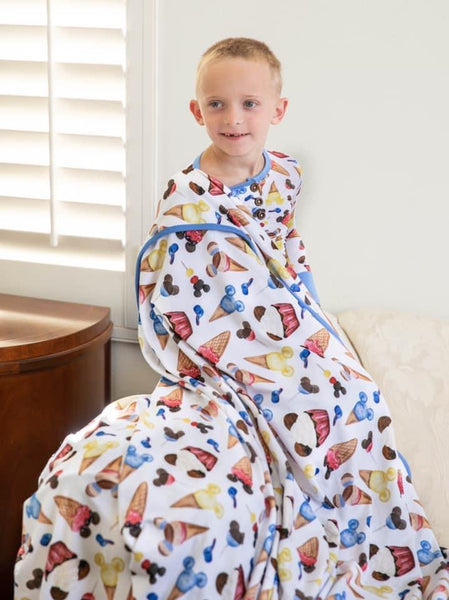 Cozy Cuddle Blanket - Boys Sweet Treats (poly/spandex)