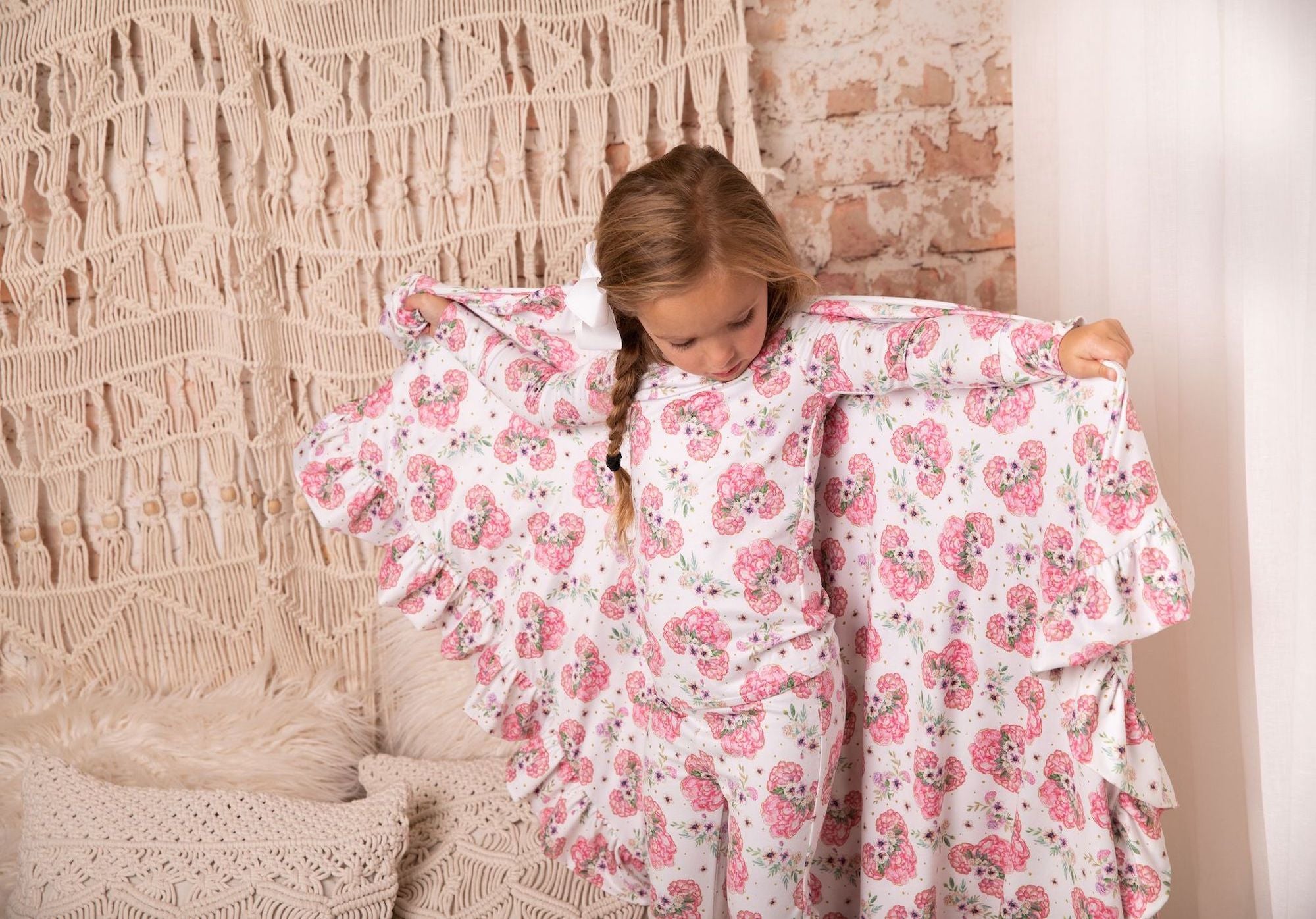 Pajamas with pink floral pattern